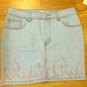 🔥Mini skirt with crystal flames🔥